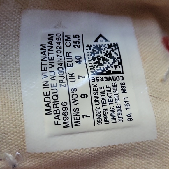 Converse - Picture 4 of 4